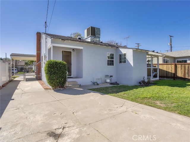 Detail Gallery Image 34 of 45 For 228 N Beachwood Dr, Burbank,  CA 91506 - 3 Beds | 1 Baths