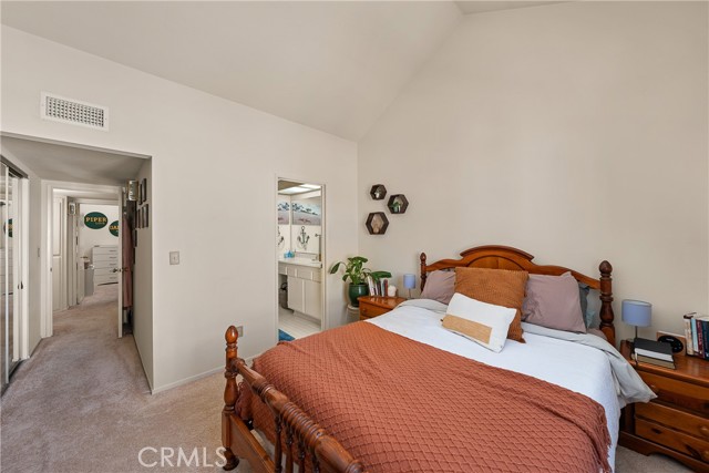 Detail Gallery Image 12 of 26 For 18109 Erik Ct #454,  Canyon Country,  CA 91387 - 2 Beds | 2 Baths