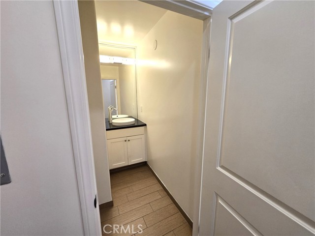 6937 Knowlton Place, Los Angeles CA: https://media.crmls.org/medias/fd6157d6-f508-48f4-84e8-1fcfd6b38ad6.jpg