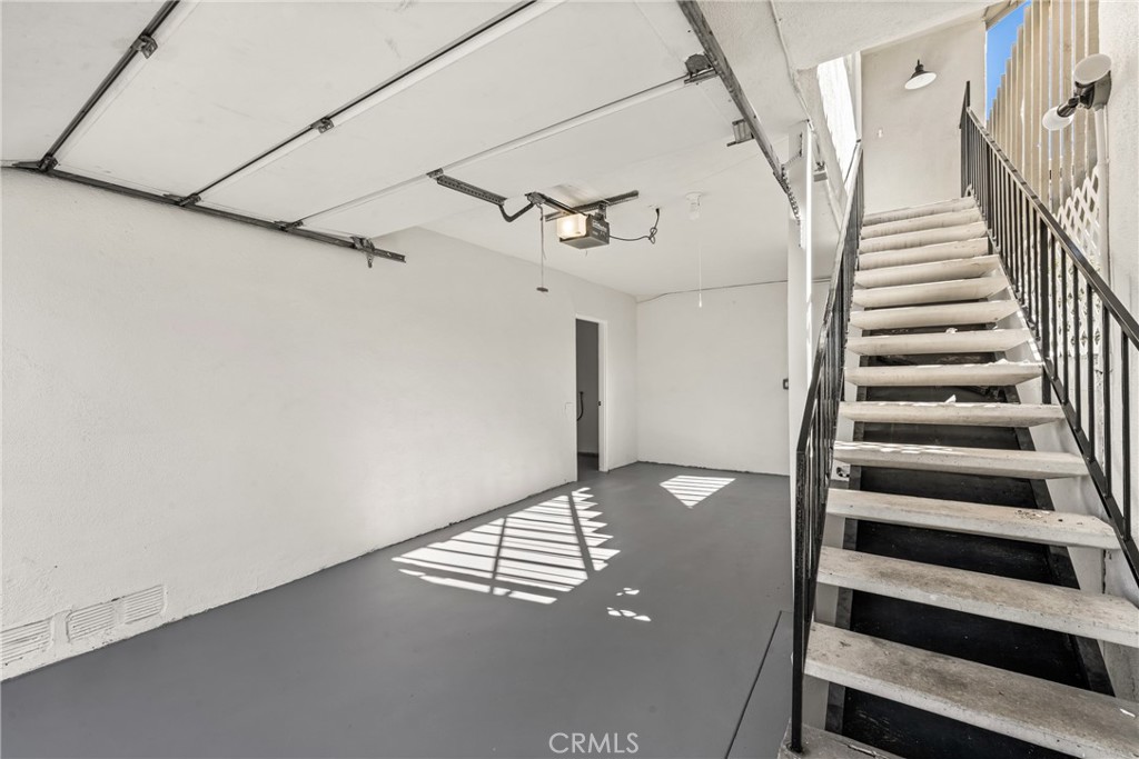 MLS #OC25249285 image #15