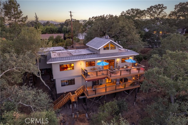 9055 Junipero Avenue, Atascadero CA: https://media.crmls.org/medias/fd61ea88-1b96-43f1-83d1-7ca4e573a659.jpg