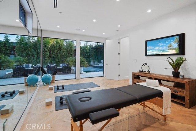 Detail Gallery Image 17 of 53 For 3822 1/2 Laurel Canyon Bld, Studio City,  CA 91604 - 6 Beds | 6 Baths