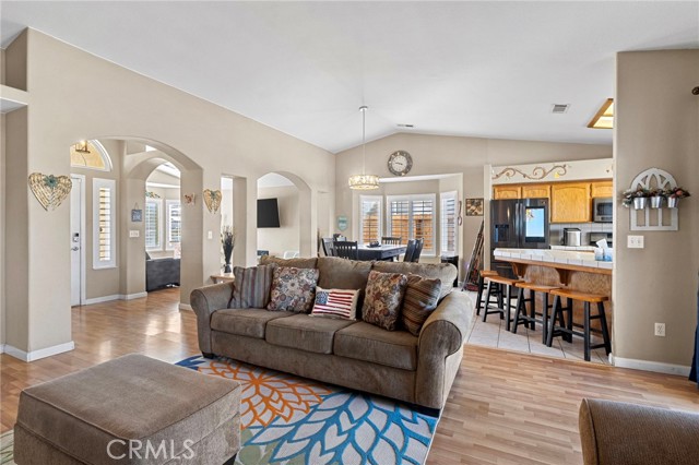 Detail Gallery Image 14 of 40 For 70 Makenna, Madera,  CA 93637 - 4 Beds | 2 Baths