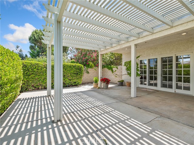 12665 Spring Valley, Victorville CA: https://media.crmls.org/medias/fd6318eb-3d6a-4cff-8847-4ab91f86e26f.jpg