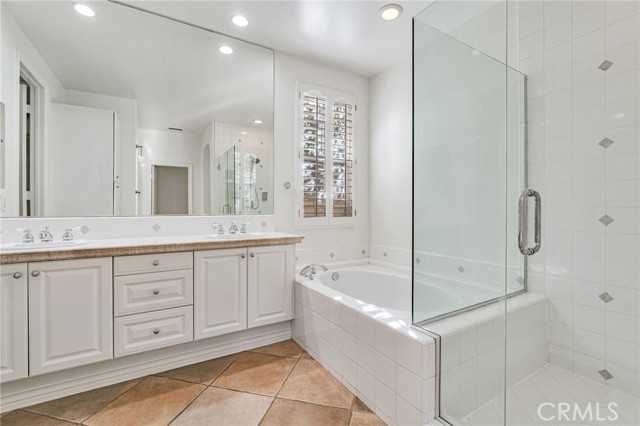 Detail Gallery Image 31 of 75 For 26839 Pinehurst Dr, Valencia,  CA 91355 - 3 Beds | 3 Baths