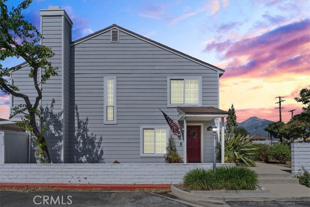 Detail Gallery Image 3 of 37 For 1691 N Mountain, Upland,  CA 91784 - 3 Beds | 2/1 Baths