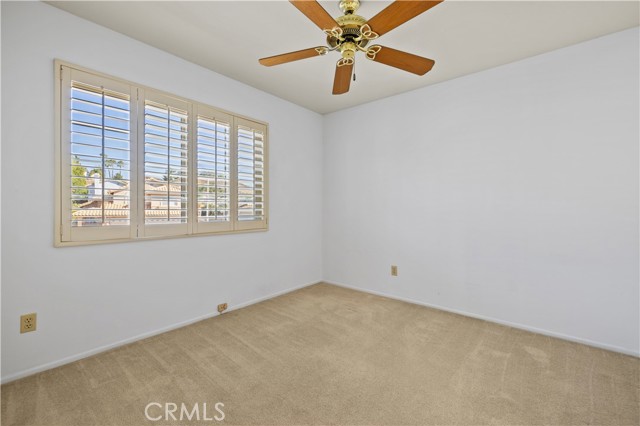 27668 Lonestar Place, Castaic CA: https://media.crmls.org/medias/fd64fbb0-426c-4316-9bdb-6c836503d0d3.jpg