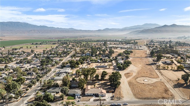 Detail Gallery Image 40 of 43 For 19850 Eucalyptus Ave, Nuevo,  CA 92567 - 5 Beds | 2/1 Baths