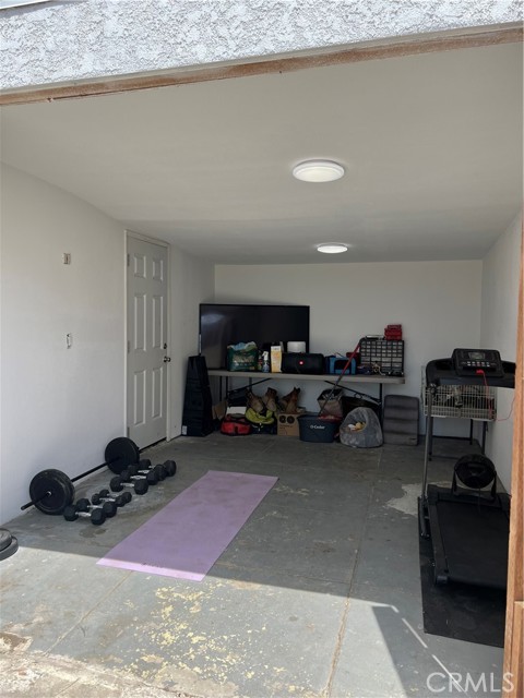1390 Gundry Avenue, Long Beach CA: https://media.crmls.org/medias/fd661191-7b61-4b47-a548-4fdd4988fa3e.jpg