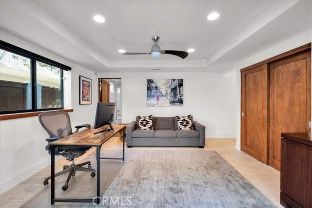 1032 6th, Hermosa Beach, California 90254, 4 Bedrooms Bedrooms, ,3 BathroomsBathrooms,Residential,Sold,6th,SB22136354