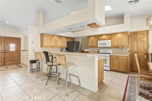 Detail Gallery Image 11 of 48 For 9551 Congressional, Desert Hot Springs,  CA 92240 - 2 Beds | 2 Baths