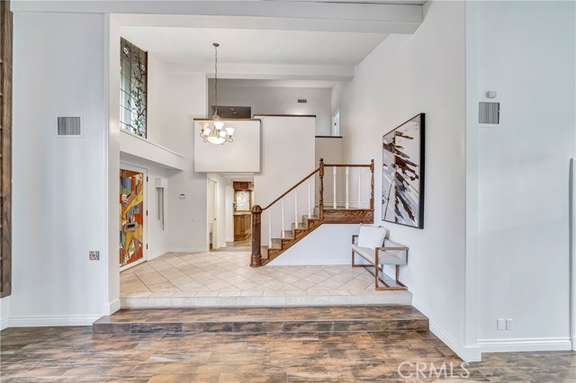 23216 Park Esperanza, Calabasas CA: https://media.crmls.org/medias/fd66b3fb-d092-405e-b3fc-40a690787d8e.jpg