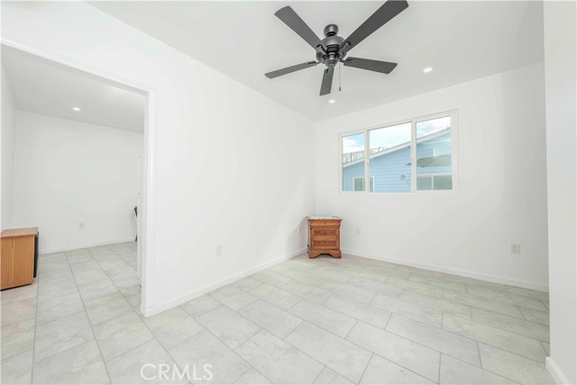 Detail Gallery Image 15 of 22 For 13613 Silverbow Ave, Norwalk,  CA 90650 - 1 Beds | 1 Baths