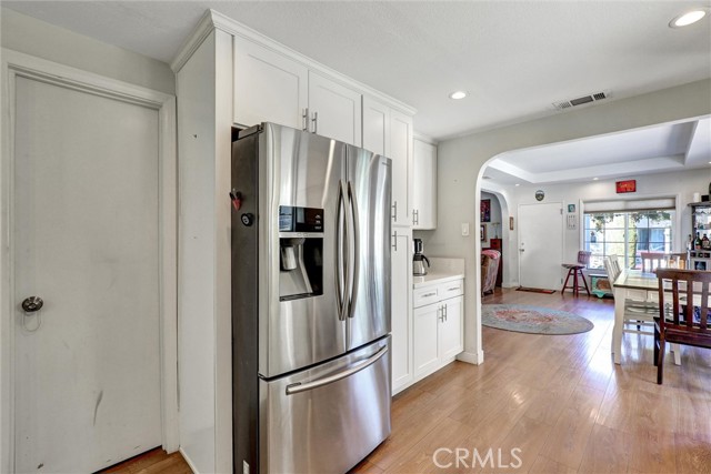 Detail Gallery Image 12 of 61 For 1626 E 6th, Long Beach,  CA 90802 - 3 Beds | 2 Baths