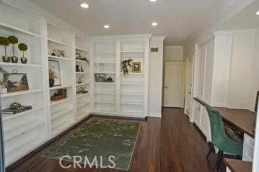 24066 Regents Park Circle, Valencia CA: https://media.crmls.org/medias/fd66fed6-e321-4351-a30f-e855ca4061fd.jpg