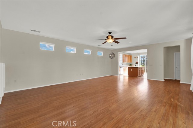 Detail Gallery Image 8 of 39 For 1596 Four Seasons, Beaumont,  CA 92223 - 2 Beds | 2 Baths