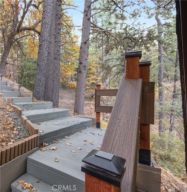 Detail Gallery Image 9 of 71 For 32703 Tulip Lane, Arrowbear,  CA 92382 - 2 Beds | 1 Baths