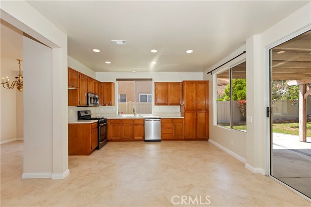 Detail Gallery Image 11 of 32 For 16580 Aquamarine Ct, Chino Hills,  CA 91709 - 3 Beds | 2/1 Baths