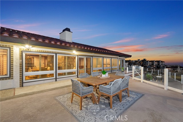 504 Avenida De La Riviera, San Clemente CA: https://media.crmls.org/medias/fd69db48-2d82-46d4-81be-db241f395c16.jpg