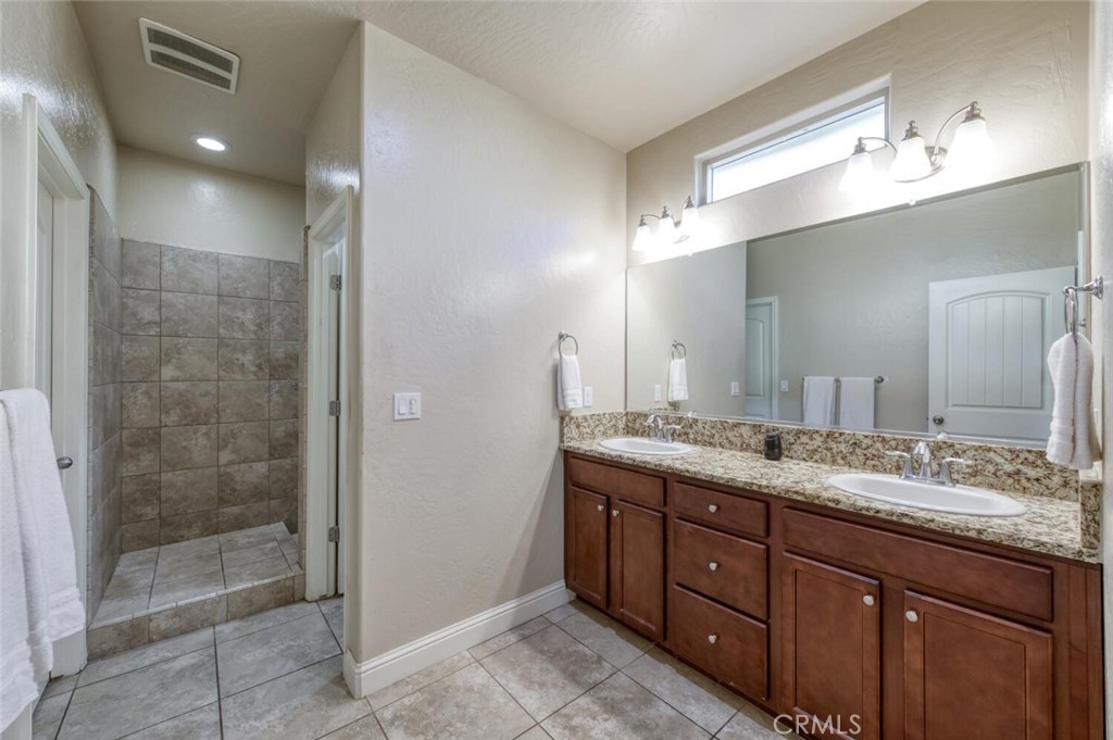 MLS #FR25160378 image #23