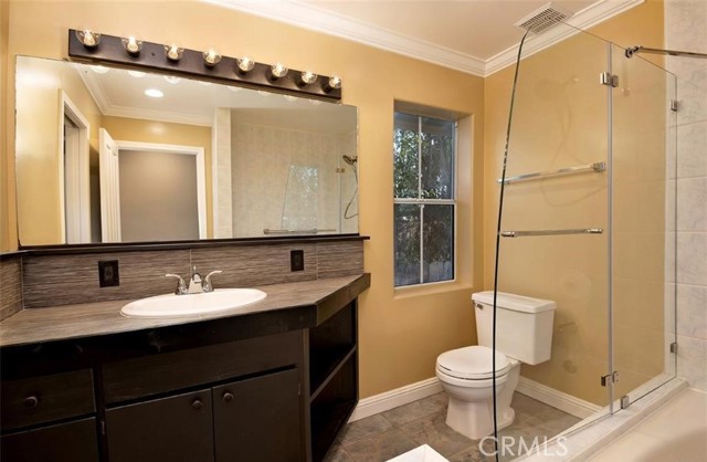 Detail Gallery Image 20 of 47 For 1392 Mardick Rd, Santa Ana,  CA 92705 - 3 Beds | 2/1 Baths