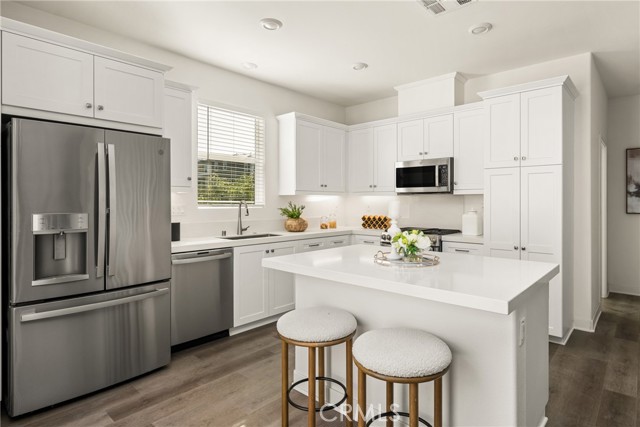 Detail Gallery Image 12 of 36 For 233 Denali, Lake Forest,  CA 92630 - 4 Beds | 3 Baths