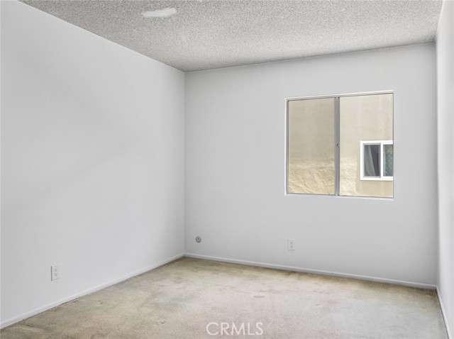 4919 Indian Wood Road, Culver City CA: https://media.crmls.org/medias/fd6b5f44-4786-4cc9-b2ed-86e0cc721597.jpg