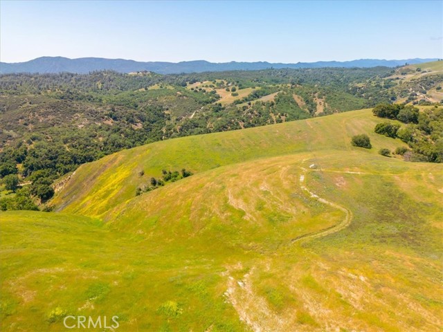 74650 Interlake Road, Bradley CA: https://media.crmls.org/medias/fd6cb803-0513-4eba-82eb-c70d15a25037.jpg