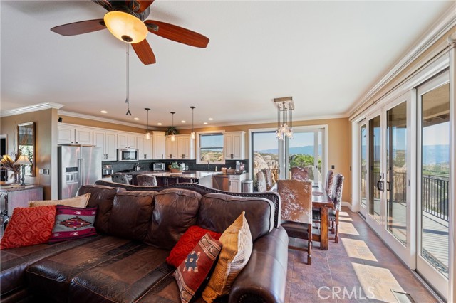 Detail Gallery Image 8 of 75 For 42955 Irons Rd, Aguanga,  CA 92536 - 5 Beds | 5 Baths