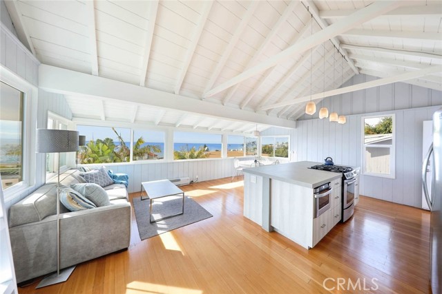 2955 Terry Road, Laguna Beach CA: https://media.crmls.org/medias/fd6e59a5-10c9-4729-8cbc-aef354f077fe.jpg