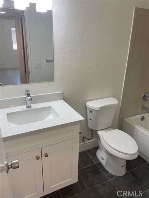 12828 Ramona Boulevard, Baldwin Park CA: https://media.crmls.org/medias/fd6efffb-0463-4beb-8915-e60438759eea.jpg