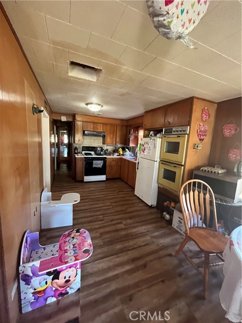 Detail Gallery Image 6 of 11 For 6507 Shaffer, Winton,  CA 95388 - 4 Beds | 1 Baths