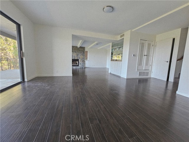 3622 Roberts View Place, Studio City CA: https://media.crmls.org/medias/fd6f56b9-5c19-45c3-9c0d-7182acf43c6f.jpg