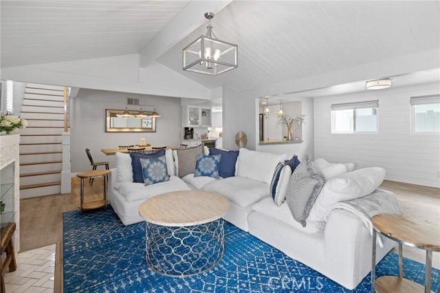 412 Colton Street, Newport Beach CA: https://media.crmls.org/medias/fd70092e-fe54-4b04-b7e6-1e6b23eae87c.jpg