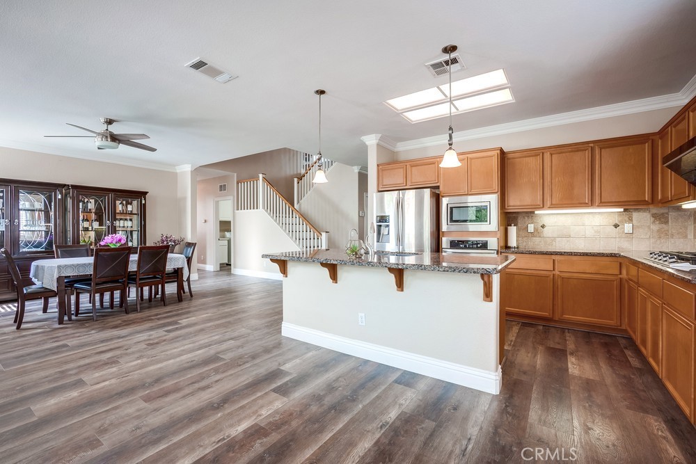 MLS #WS25167113 img 13