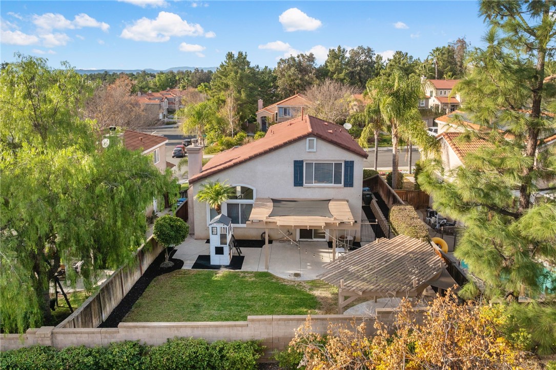 Detail Gallery Image 9 of 46 For 32848 Naples Ct, Temecula,  CA 92592 - 3 Beds | 2/1 Baths