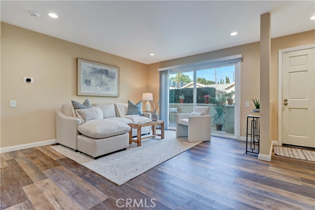 Detail Gallery Image 32 of 44 For 3605 E Anaheim St #102,  Long Beach,  CA 90804 - 2 Beds | 2 Baths