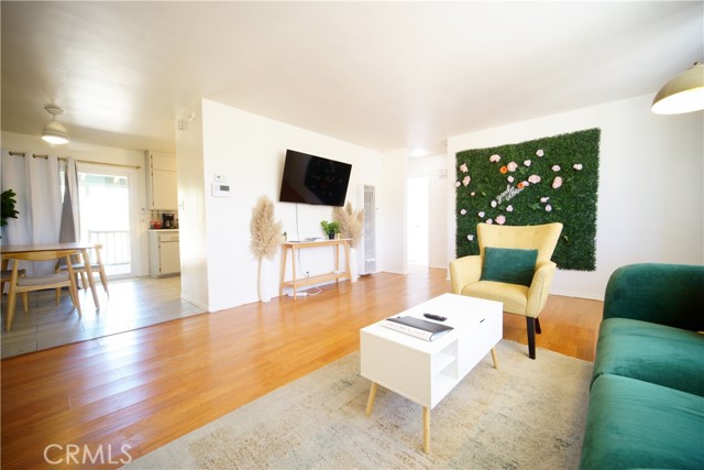 61740 Oleander Drive, Joshua Tree CA: https://media.crmls.org/medias/fd7298ed-d529-4e2d-9442-387c829d008b.jpg