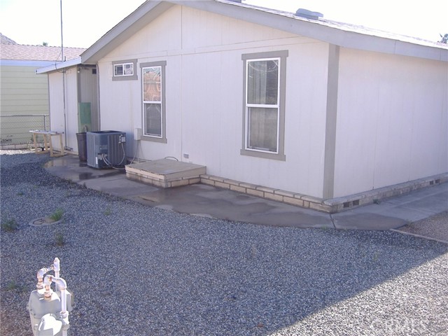 Detail Gallery Image 4 of 31 For 26078 Sago Palm, Homeland,  CA 92548 - 2 Beds | 2 Baths