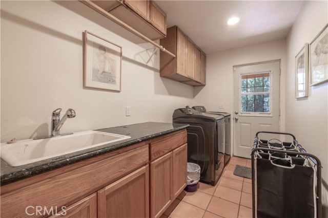 Detail Gallery Image 43 of 63 For 366 Mason Ln, Big Bear City,  CA 92314 - 5 Beds | 4/1 Baths