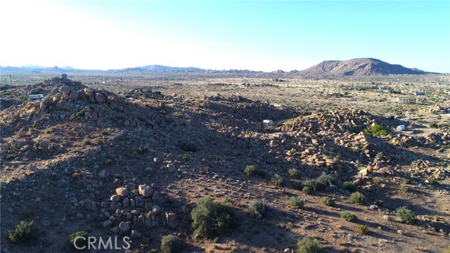 Detail Gallery Image 17 of 19 For 7 Ac Oak Dr, Pioneertown,  CA 92268 - – Beds | – Baths