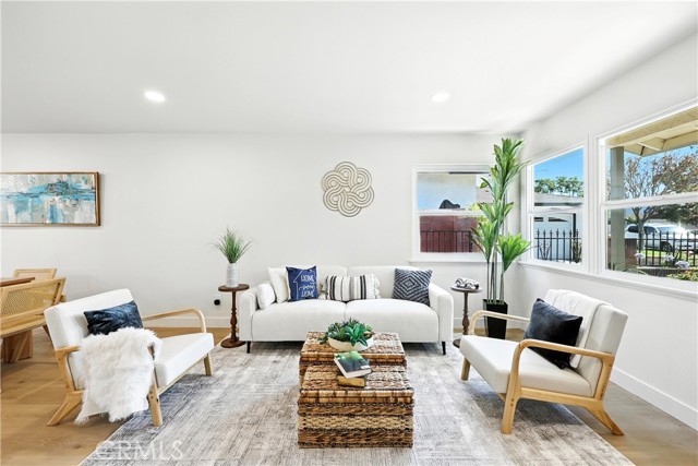 Detail Gallery Image 8 of 41 For 10742 Alclad Ave, Whittier,  CA 90605 - 3 Beds | 2 Baths