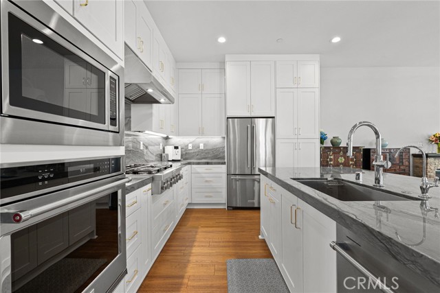 Detail Gallery Image 25 of 54 For 200 Newton, Lake Forest,  CA 92630 - 5 Beds | 4 Baths