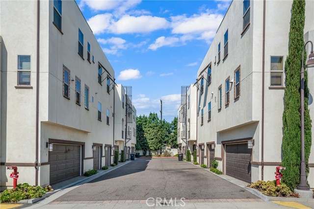 Detail Gallery Image 29 of 33 For 9311 Alondra Bld #5,  Bellflower,  CA 90706 - 3 Beds | 3 Baths