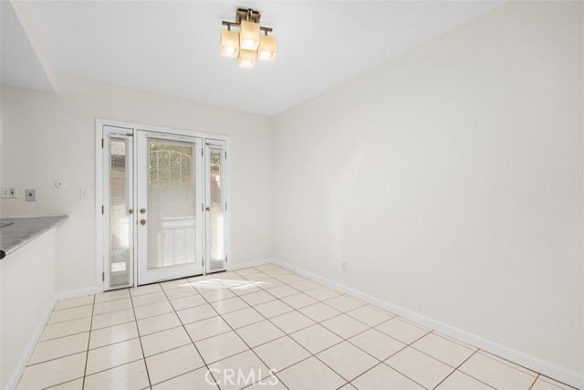 Detail Gallery Image 6 of 15 For 13902 Yorba 9c,  Tustin,  CA 92780 - 2 Beds | 2 Baths