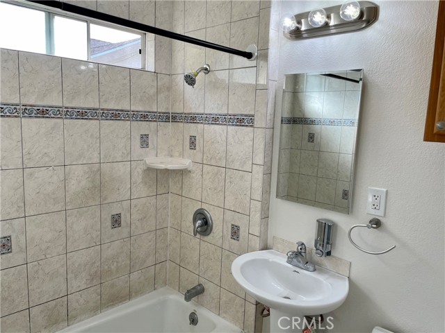 Detail Gallery Image 33 of 36 For 1428 E 59th St, Long Beach,  CA 90805 - – Beds | – Baths