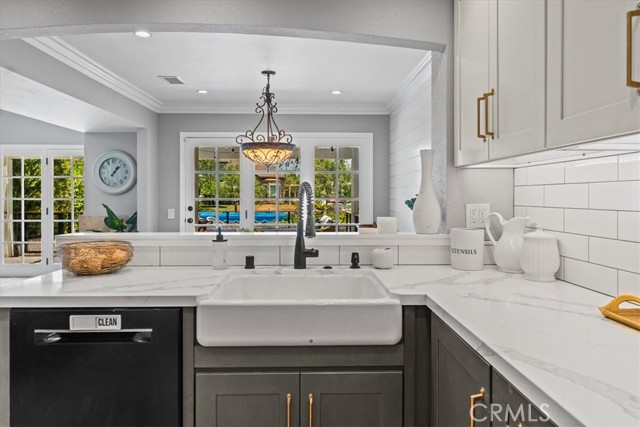 Detail Gallery Image 10 of 44 For 22682 S Canada Ct, Lake Forest,  CA 92630 - 3 Beds | 2/1 Baths