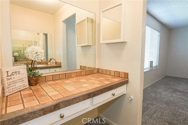 Detail Gallery Image 8 of 17 For 19 Sun Valley Ct, Merced,  CA 95348 - 3 Beds | 2 Baths
