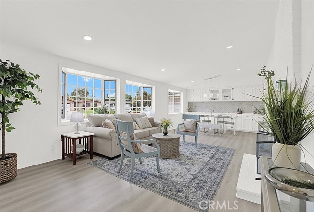 Detail Gallery Image 10 of 36 For 1653 Labrador, Costa Mesa,  CA 92626 - 4 Beds | 2 Baths