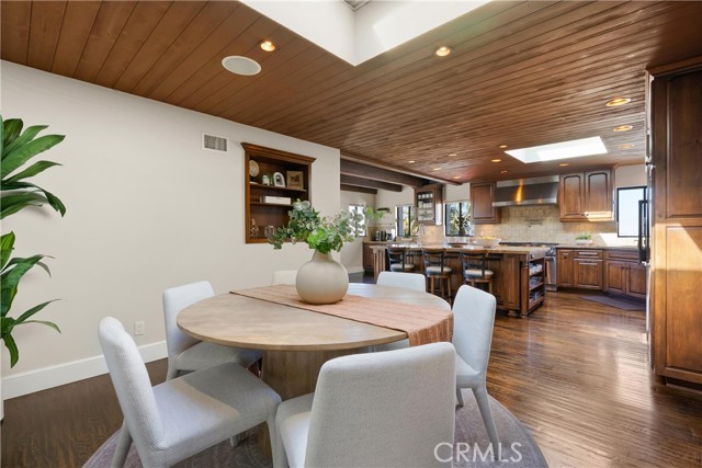 Image 10 of 41 For 3520 Alma  